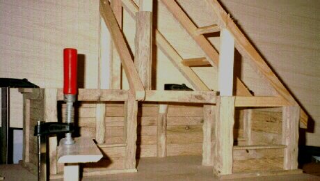 ca. 1,5 m, 10 x 12 mm Fichtenholz werden ben&ouml;tigt